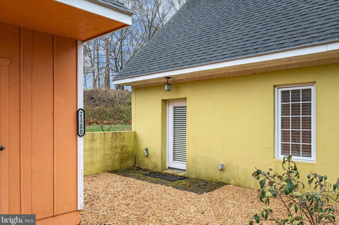 21280 Hibbs Bridge Rd, Middleburg, VA 20117