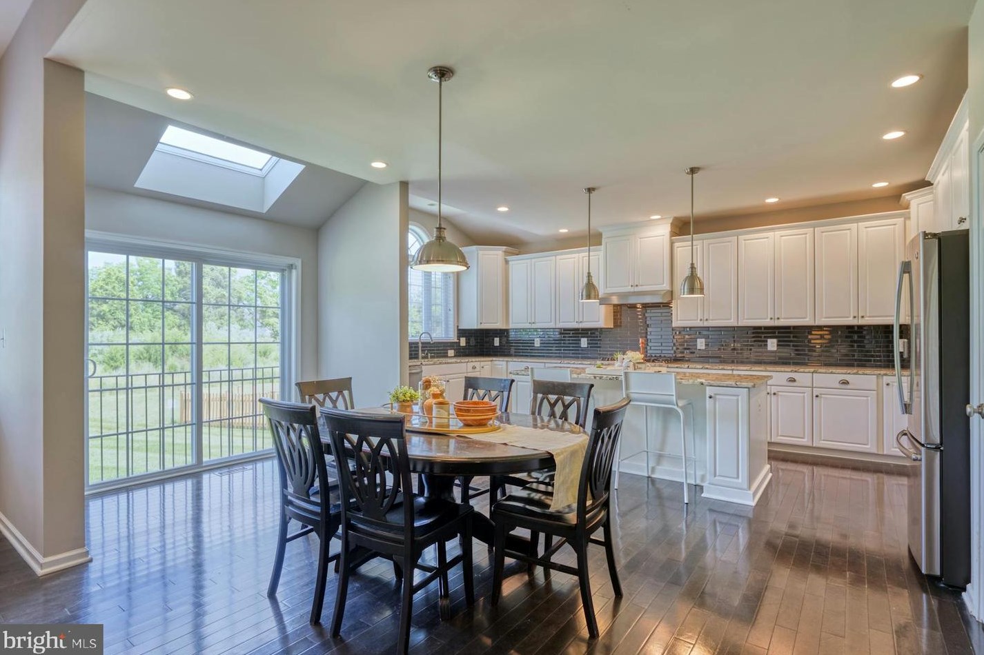 24308 Sparrow Pond Ct, Stone Ridge VA  20105 exterior