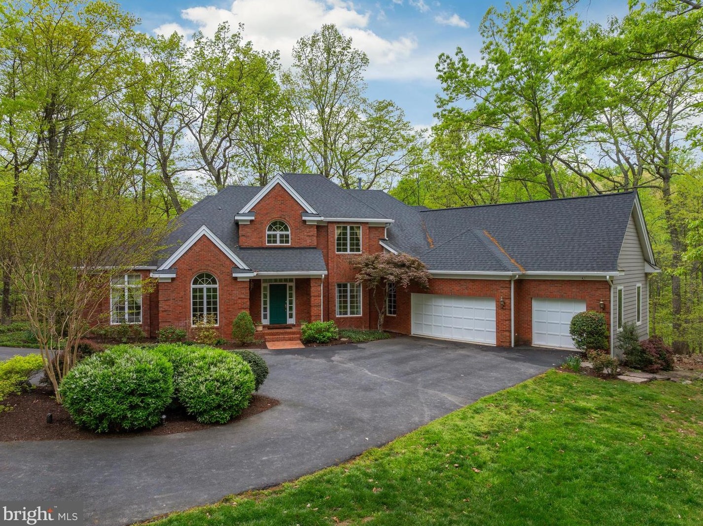 40960 Belforest Ct, Leesburg, VA 20175-6552