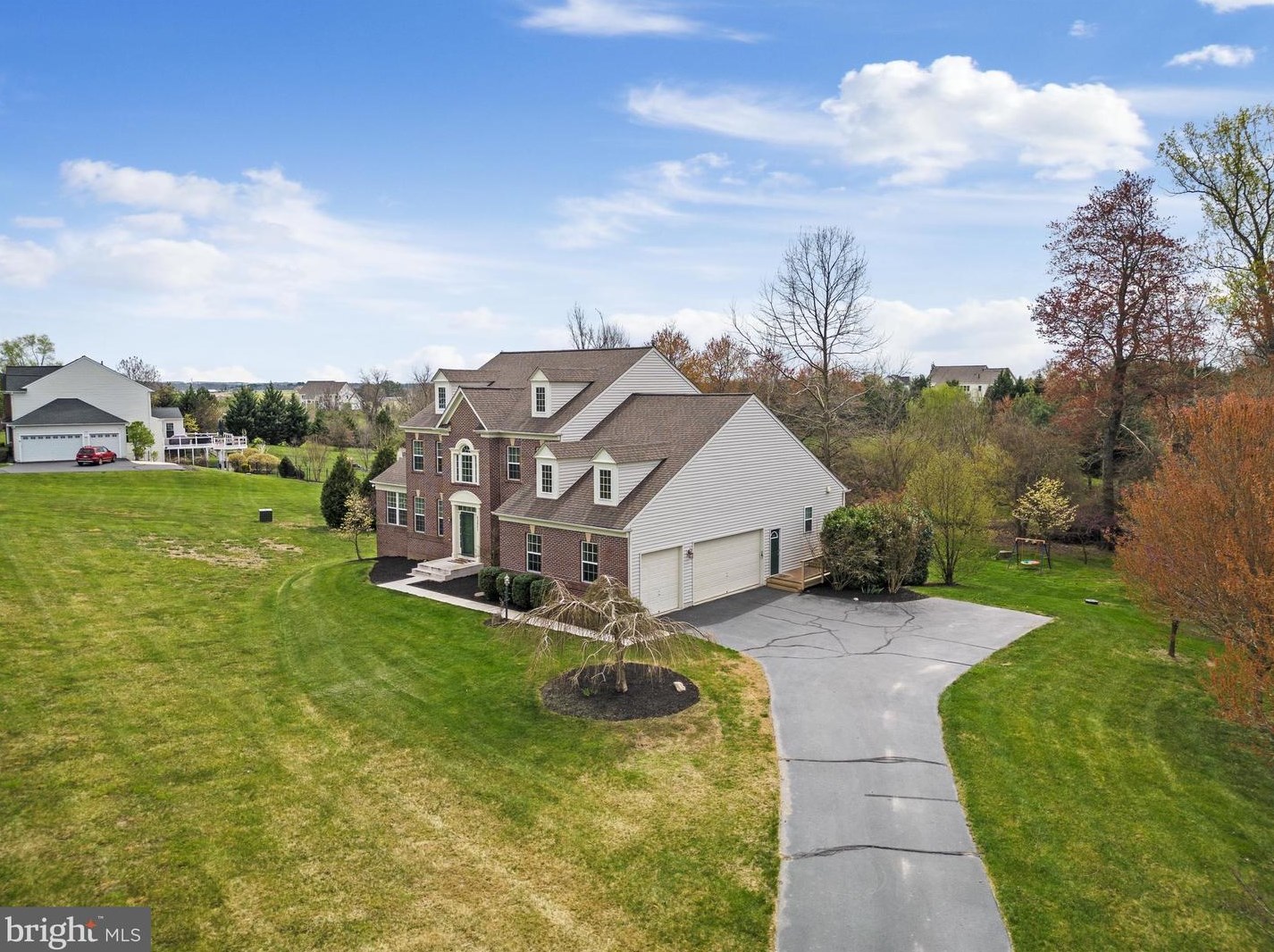 42041 Glynn Tarra Pl, Leesburg VA  20176-5477 exterior