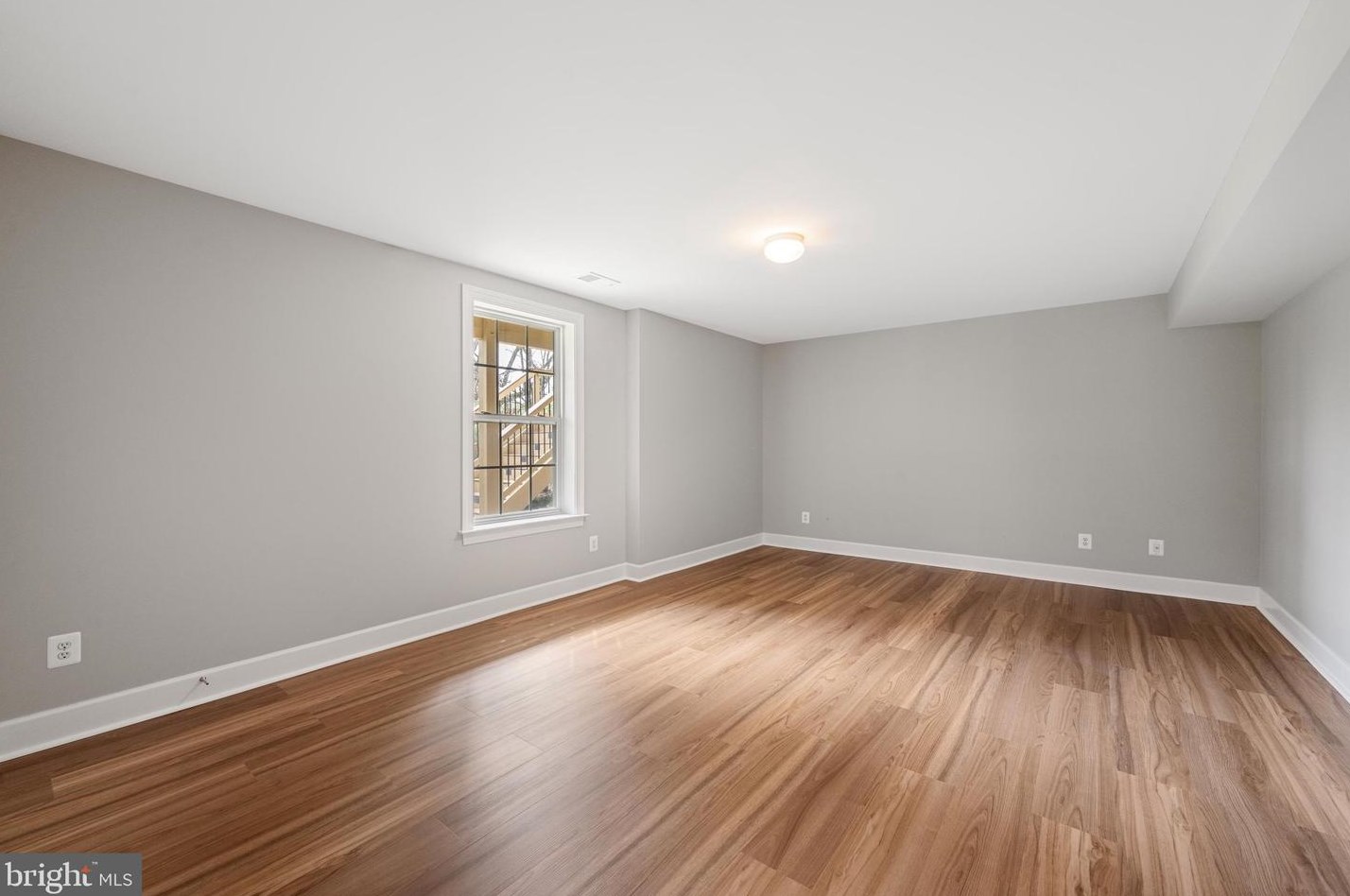 42041 Glynn Tarra Pl, Leesburg VA  20176-5477 exterior