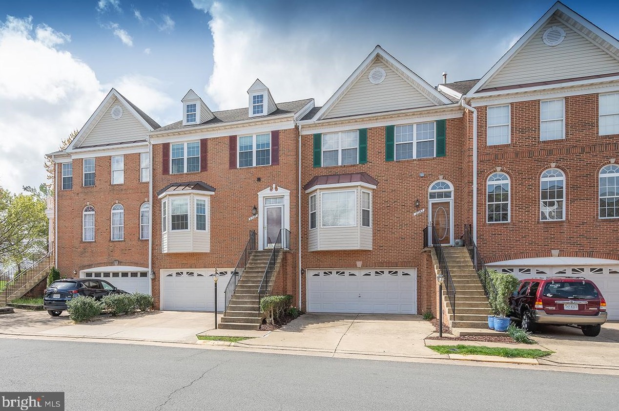 21369 Sawyer Sq, Ashburn, VA 20147