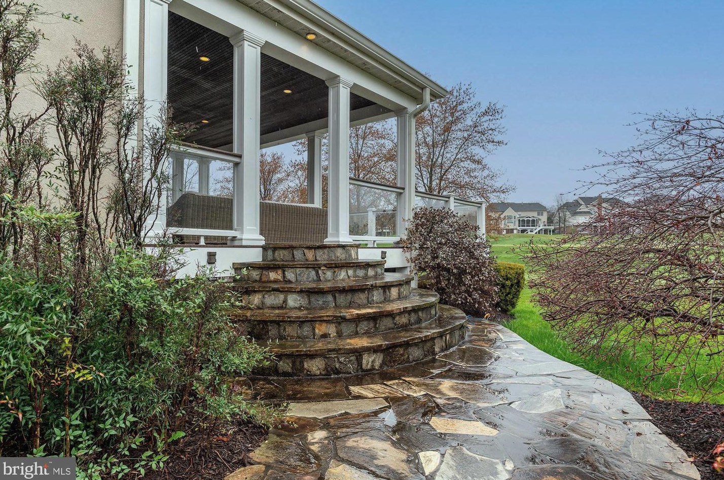 19941 Augusta Village Pl, Ashburn VA  20147-4128 exterior