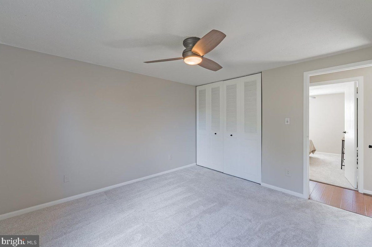 209 Amy Ct, Dulles VA  20164-1922 exterior
