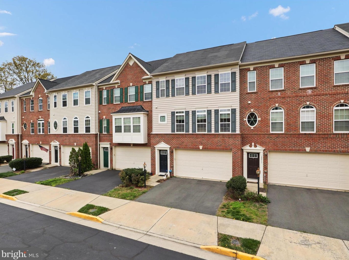 22935 Chinkapin Oak Ter, Dulles, VA 20166