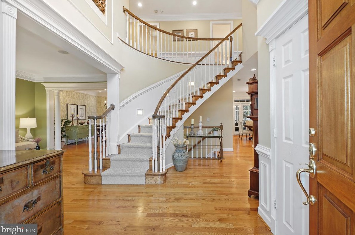 20388 Winfield Pl, Dulles, VA 20165-7528