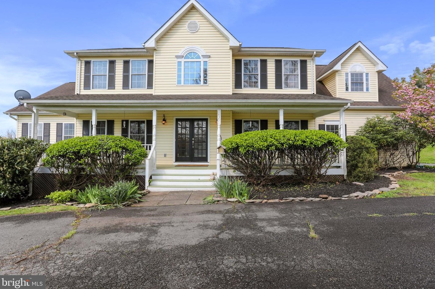 14391 Campbell Farm Ln, Lovettsville, VA 20180