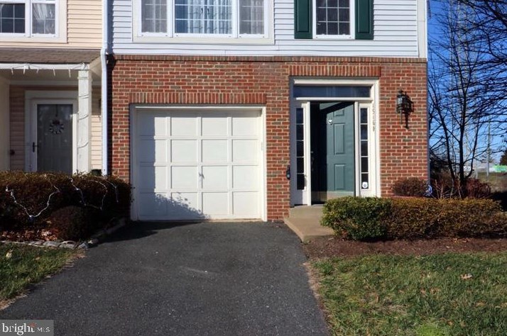 45460 Whistle Stop Square, Dulles, VA 20164