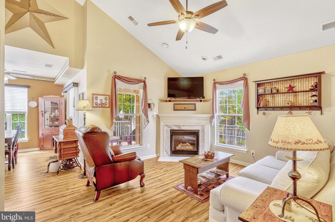 25230 Pond View Sq, Fairfax, VA 20152-5358