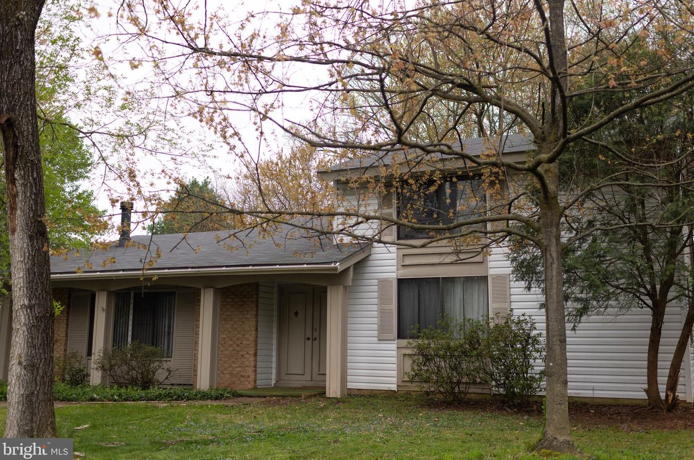 112 Biscayne Ct, Dulles, VA 20164-1103