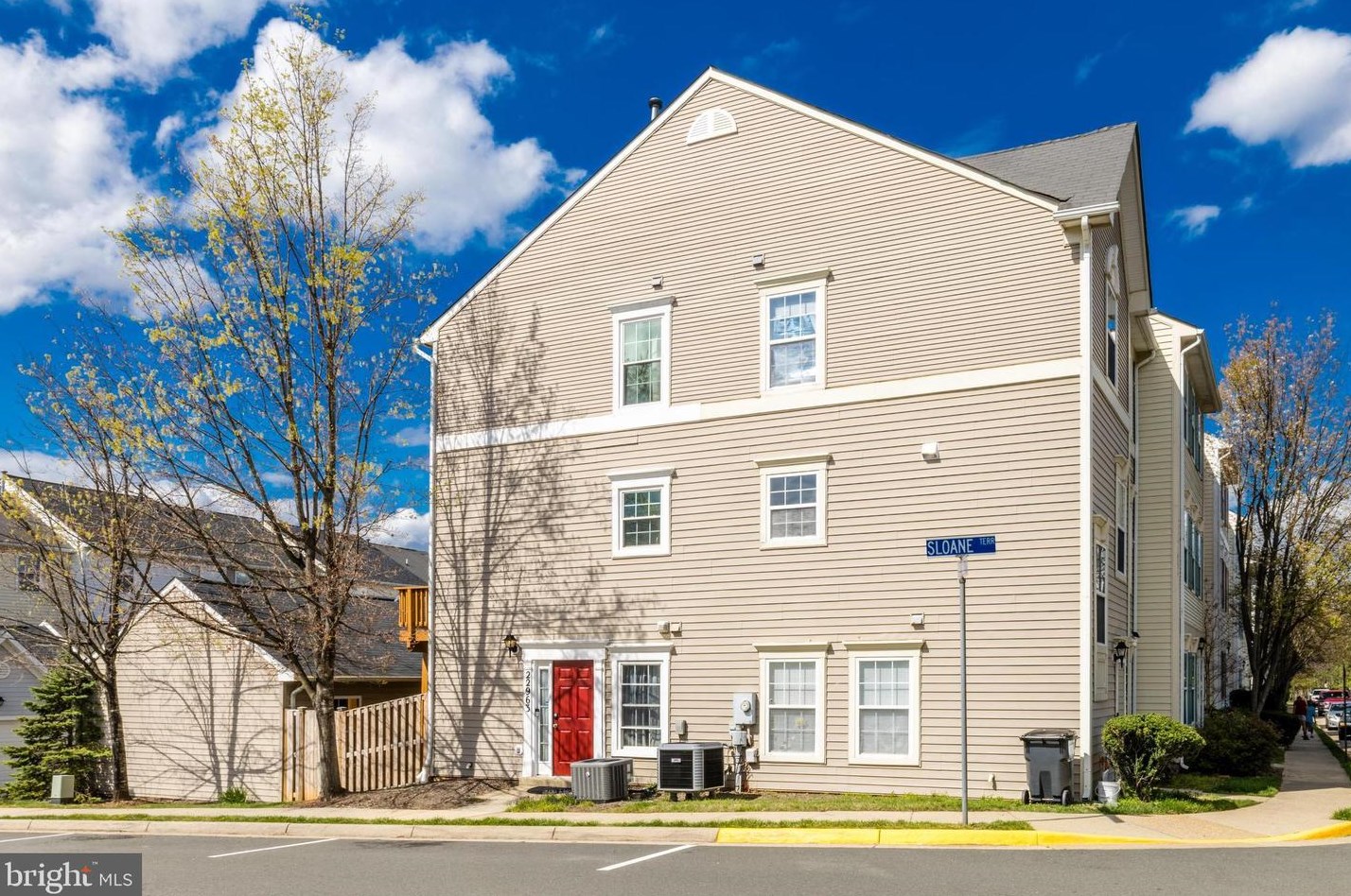 22963 Whitehall Ter, Dulles, VA 20166
