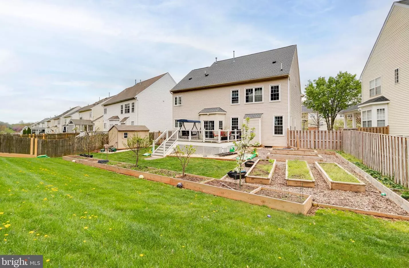 20616 Sutherlin Pl, Dulles VA  20165-8500 exterior