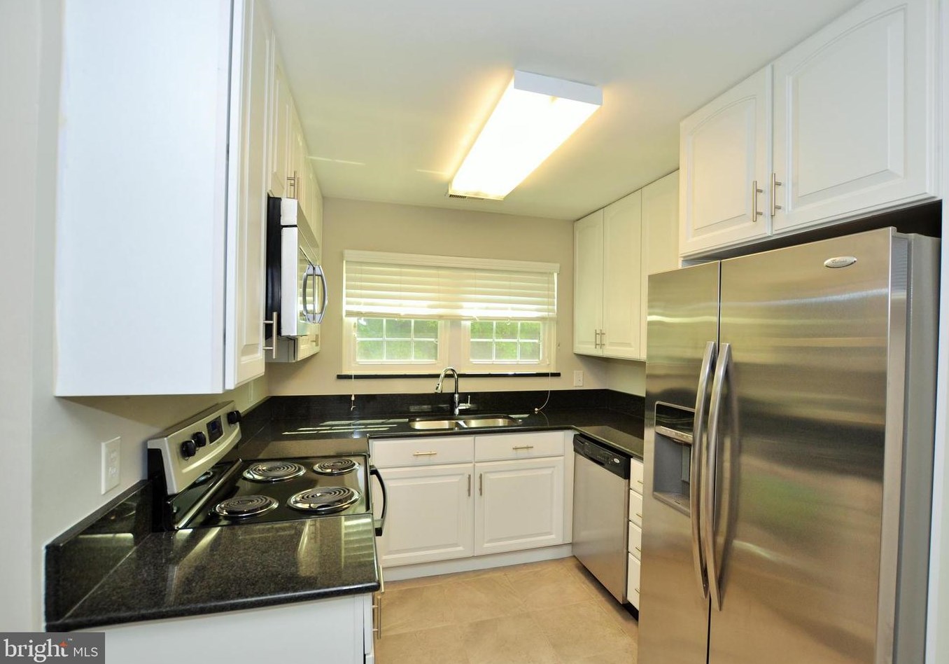 1112 Huntmaster Terrace Ne #102, Leesburg, VA 20176
