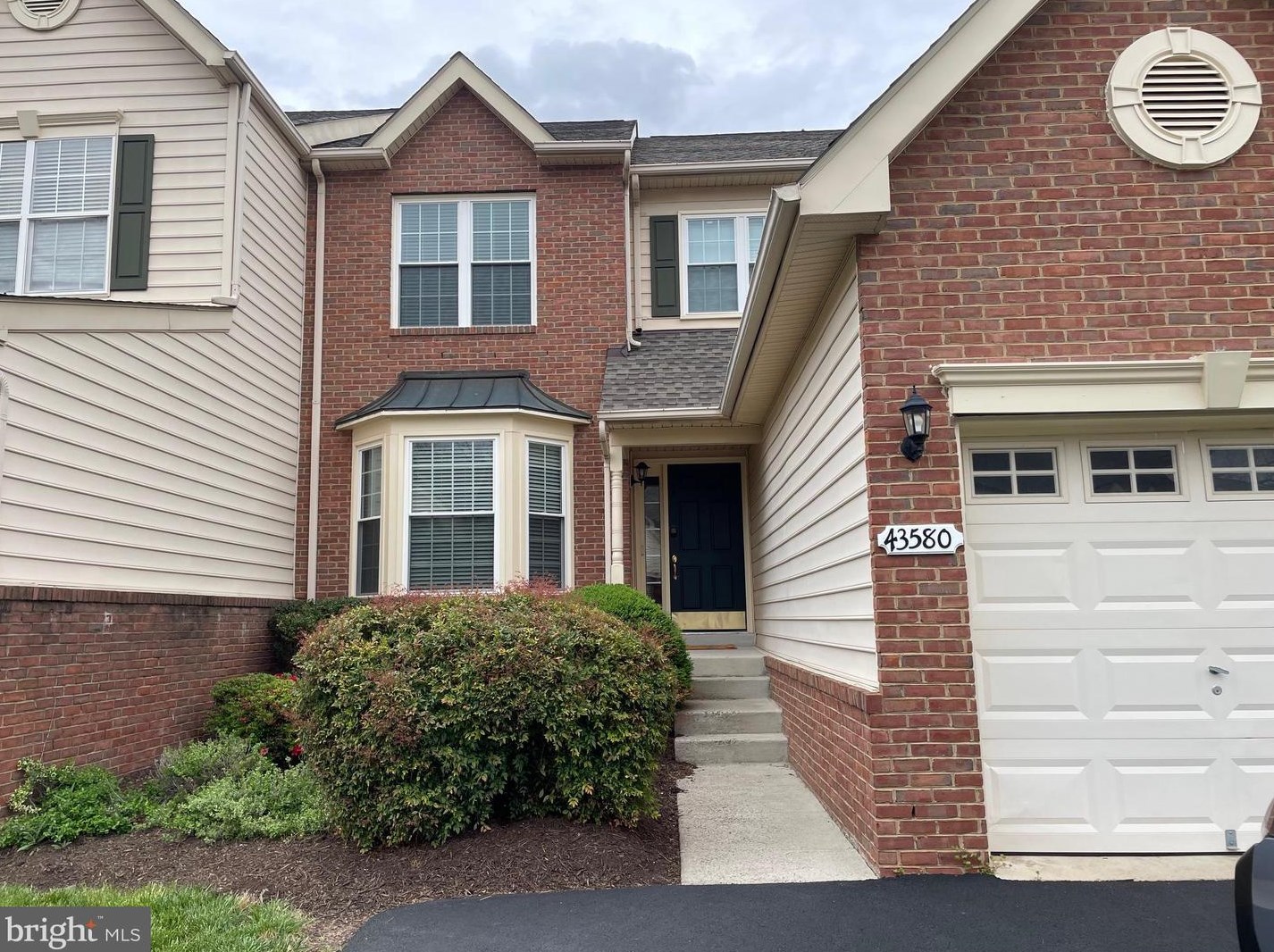 43580 Dunhill Cup Sq, Ashburn, VA 20147