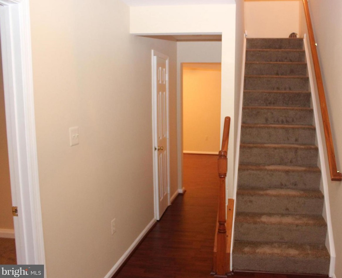 20827 Apollo Ter, Ashburn, VA 20147