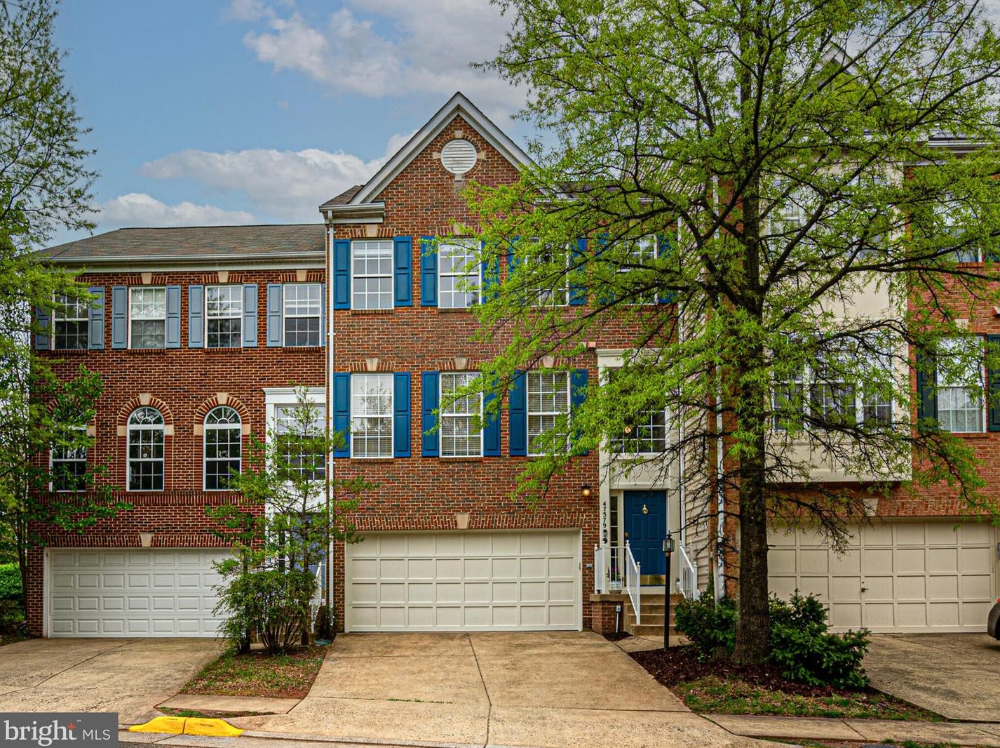 47379 Sterdley Falls Terrace, Dulles, VA 20165