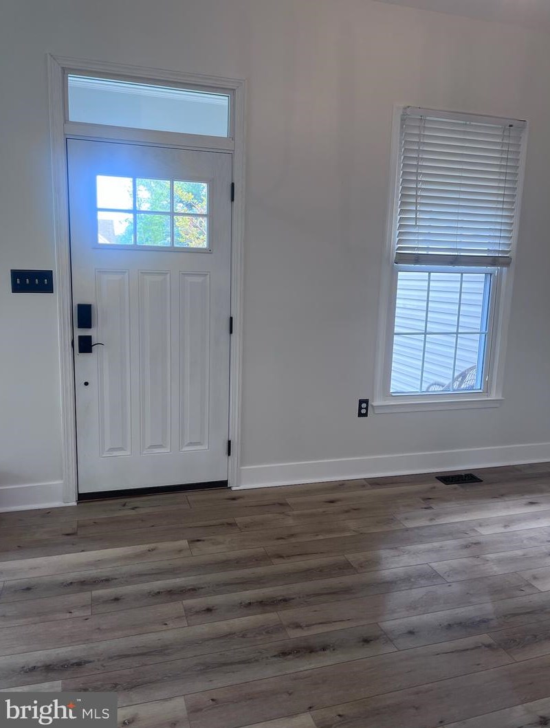 319 Cardinal Glen Cir, Dulles VA  20164-5512 exterior