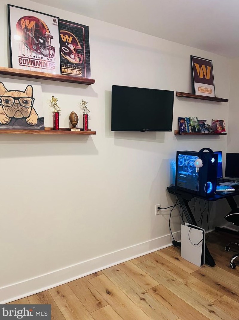 319 Cardinal Glen Cir, Dulles VA  20164-5512 exterior