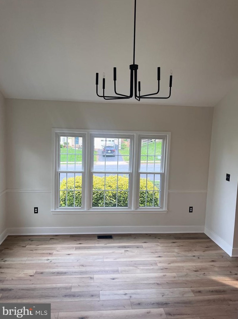 319 Cardinal Glen Cir, Dulles VA  20164-5512 exterior