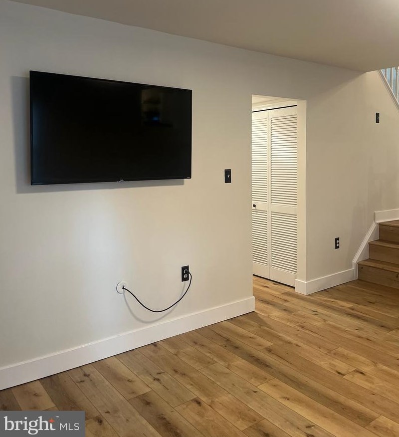 319 Cardinal Glen Cir, Dulles VA  20164-5512 exterior