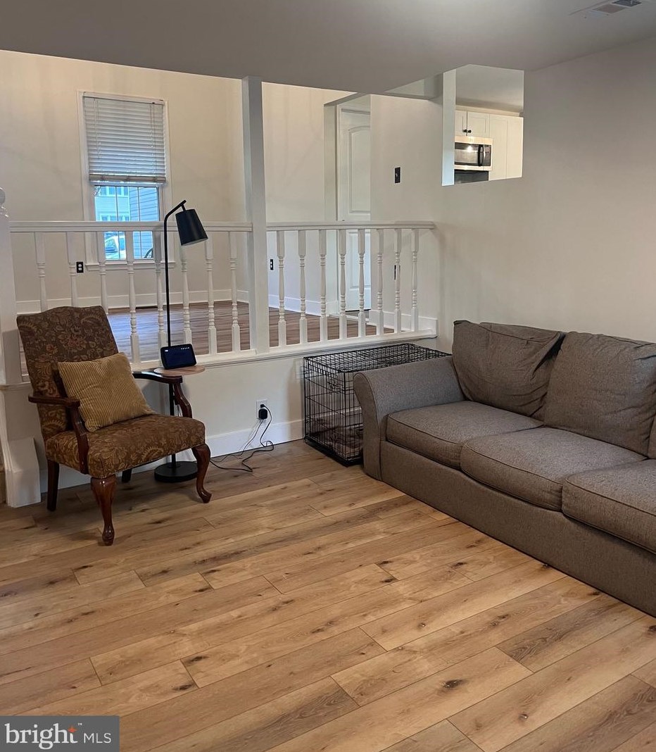 319 Cardinal Glen Cir, Dulles VA  20164-5512 exterior