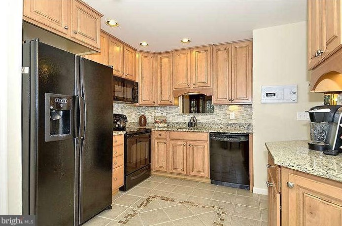 208 Hackley Ct, Purcellville, VA 20132