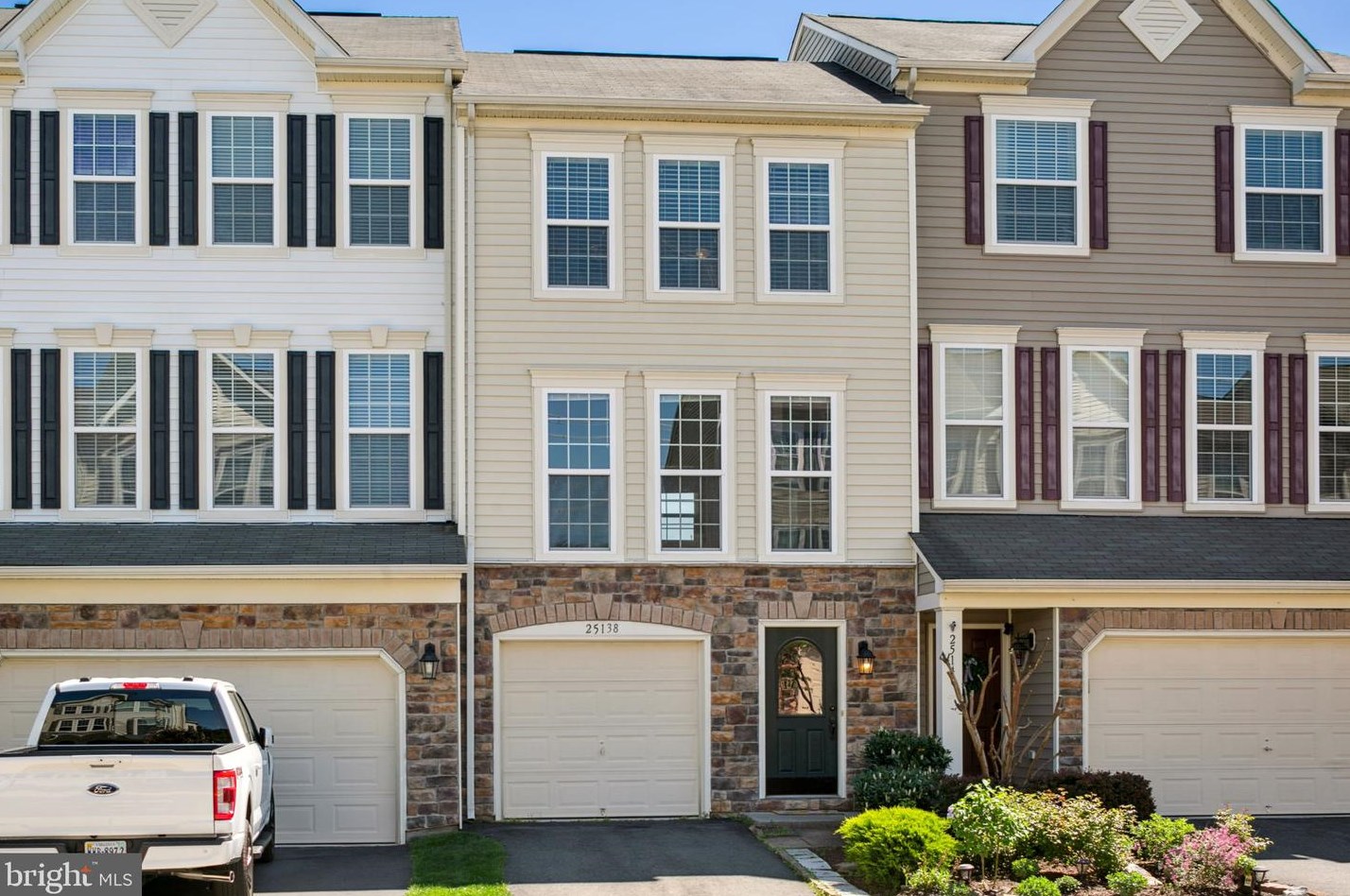 25138 Sweet Myrtle Square, Stone Ridge, VA 20105