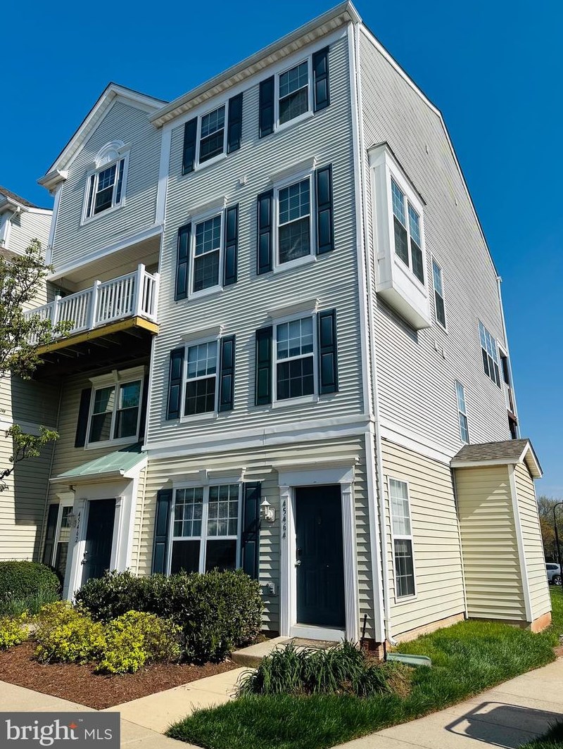 45464 Conductor Terrace, Dulles, VA 20166