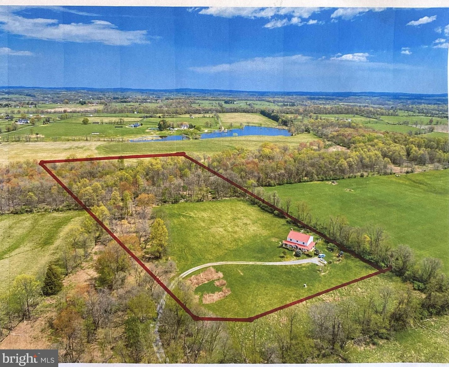 34163 Kines Ln, Mount Weather, VA 20135