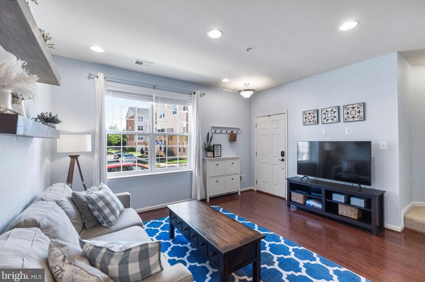 42624 Hollyhock Terrace, Ashburn, VA 20148