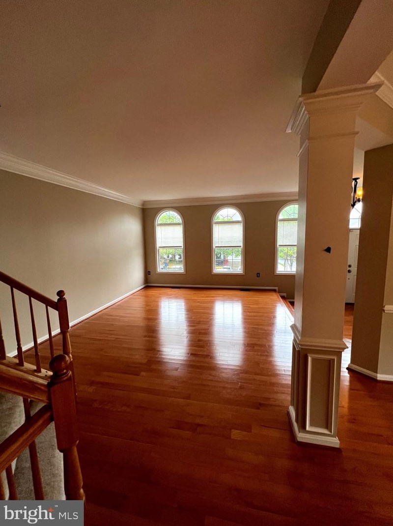 47370 Victoria Falls Sq, Dulles VA  20165-2498 exterior