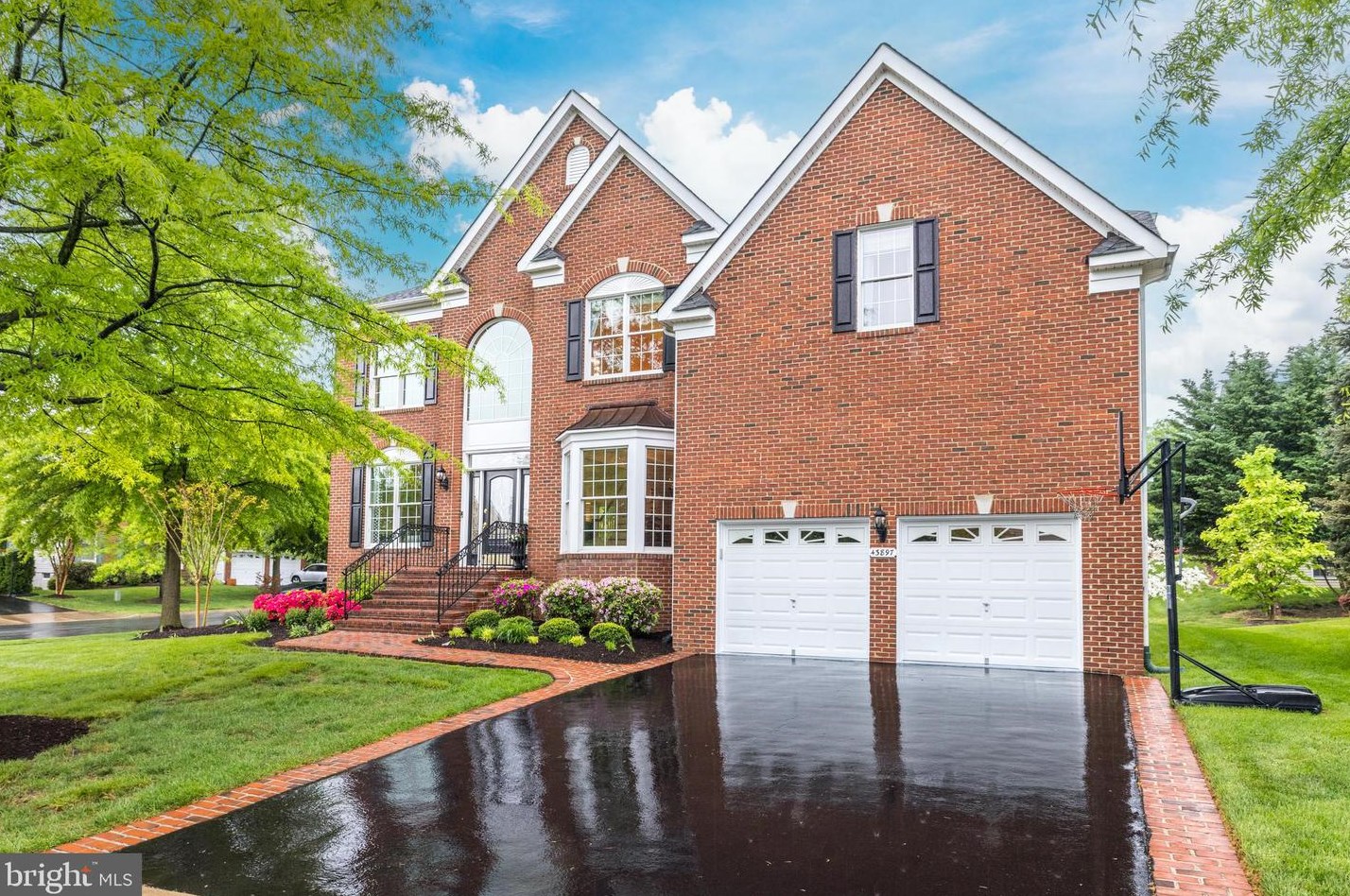 43897 Arborvitae Dr, Ashburn, VA 20147-5661