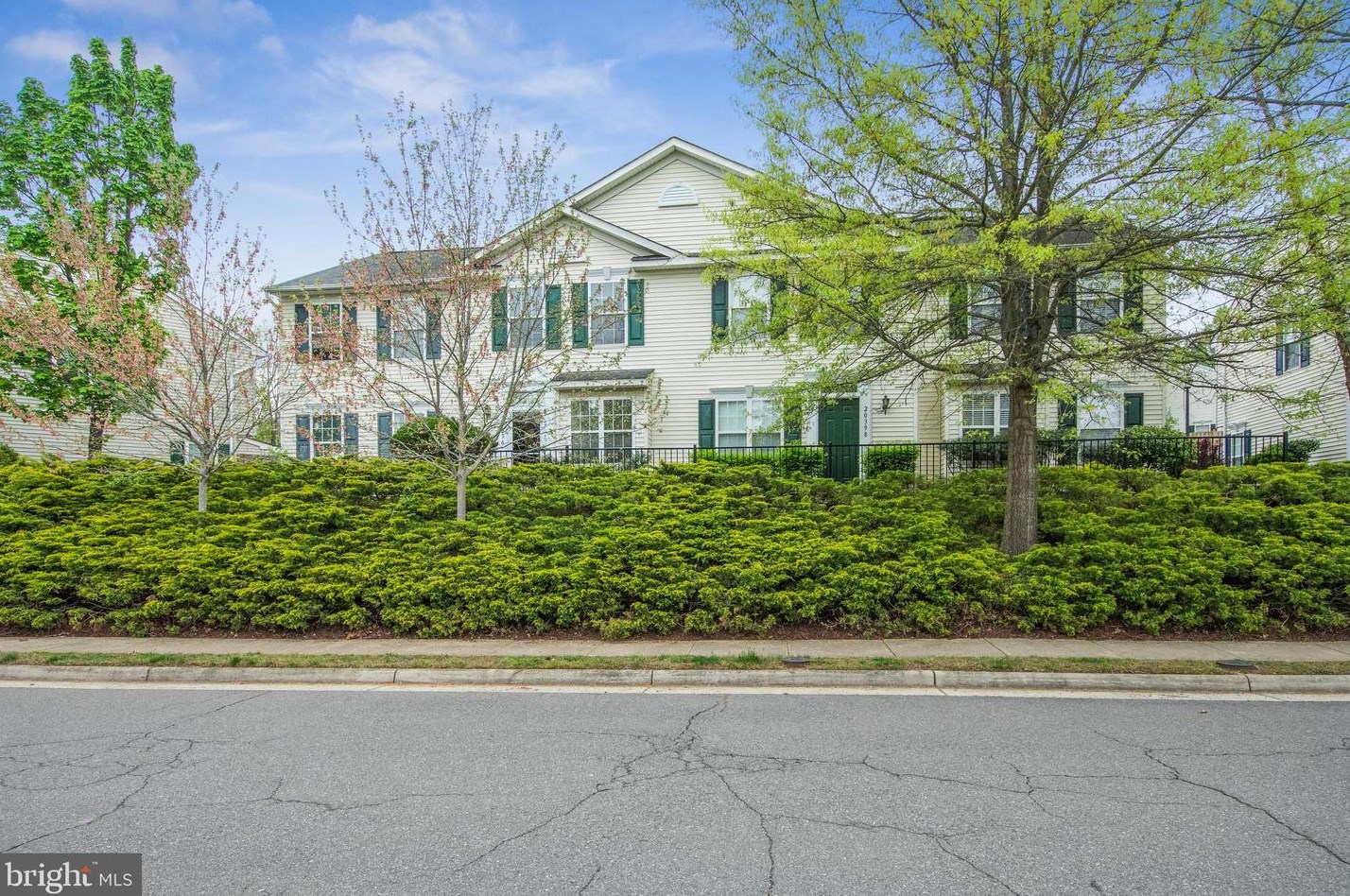 20396 River Bank St, Dulles, VA 20165