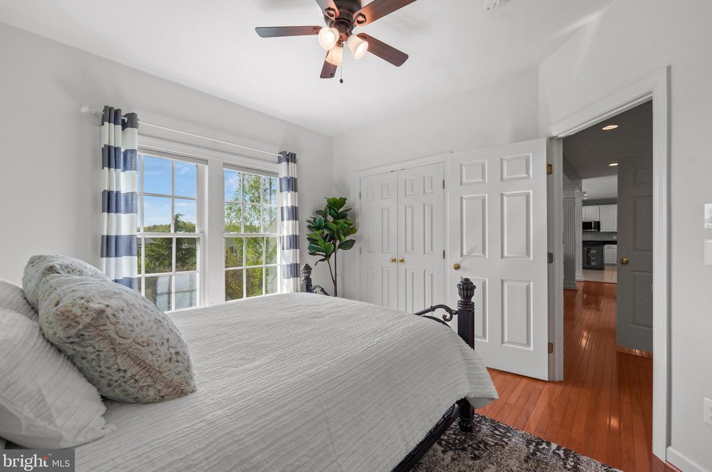 19115 Dalton Points Pl, Leesburg VA 20176-3836 exterior