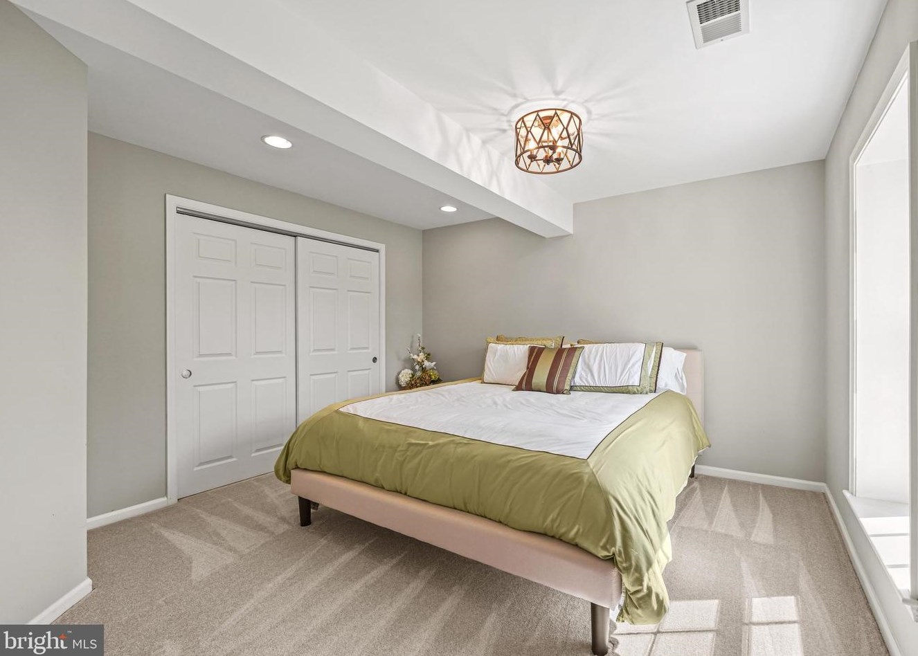 19115 Dalton Points Pl, Leesburg VA 20176-3836 exterior