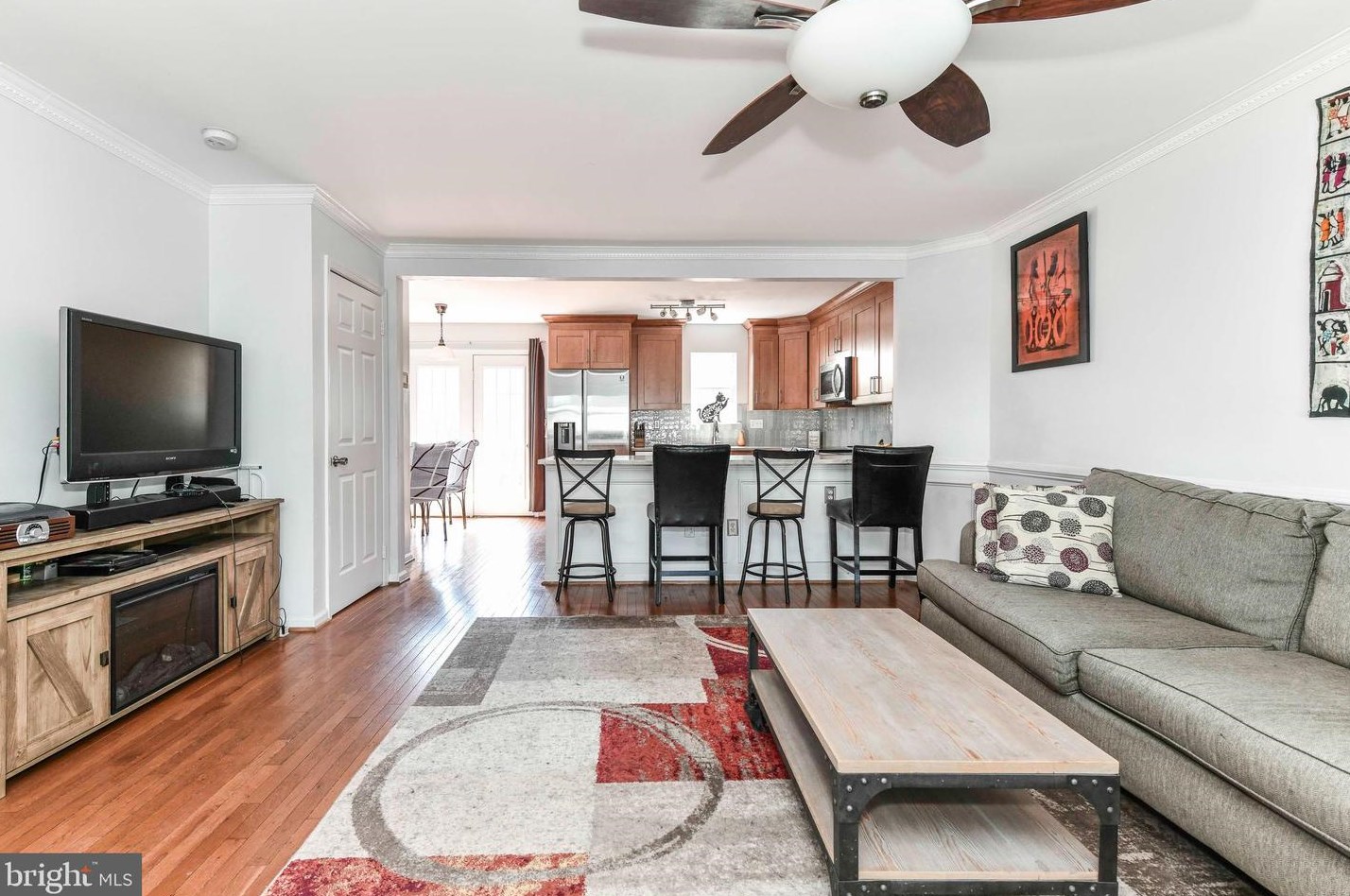 565 Radford Ter, Leesburg, VA 20176-2475