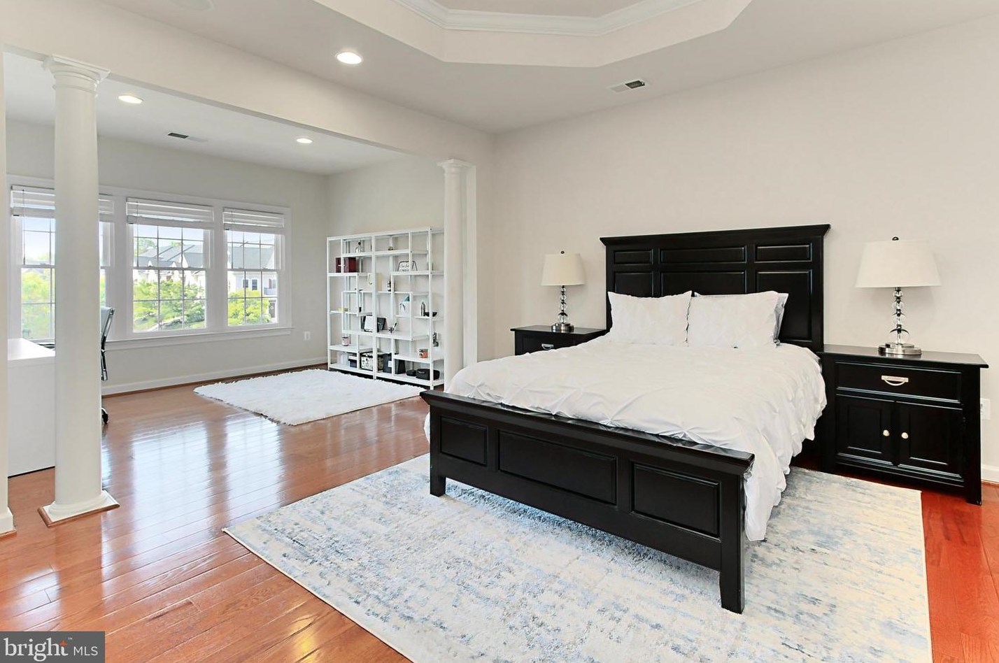 42525 Pine Forest Dr, Fairfax VA  20152-6095 exterior