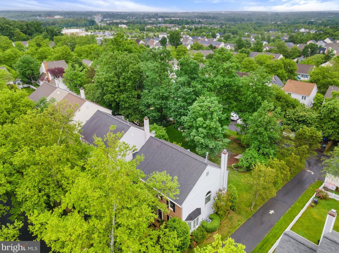 20396 Middlebury St, Ashburn, VA 20147-3622