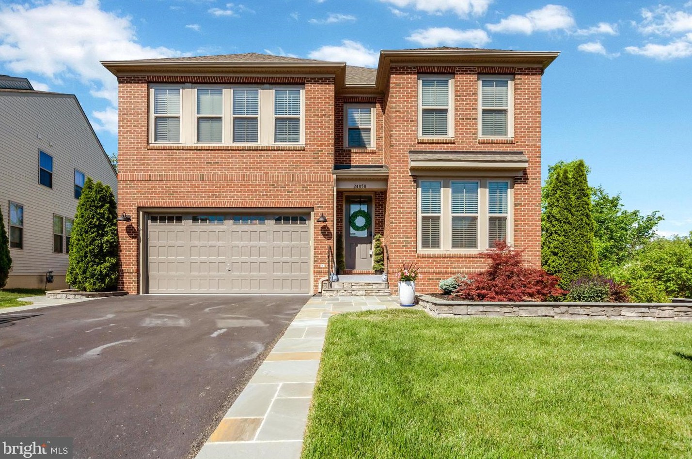 24858 Somerby Dr, Fairfax, VA 20152