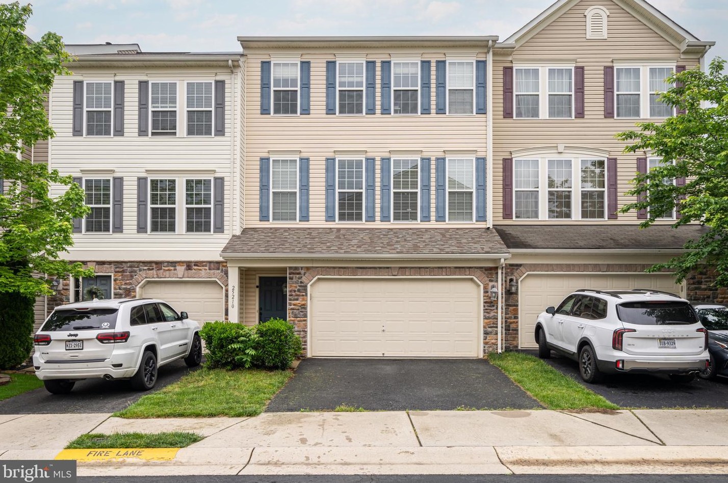 25210 Quartzite Ter, Stone Ridge, VA 20105-5676