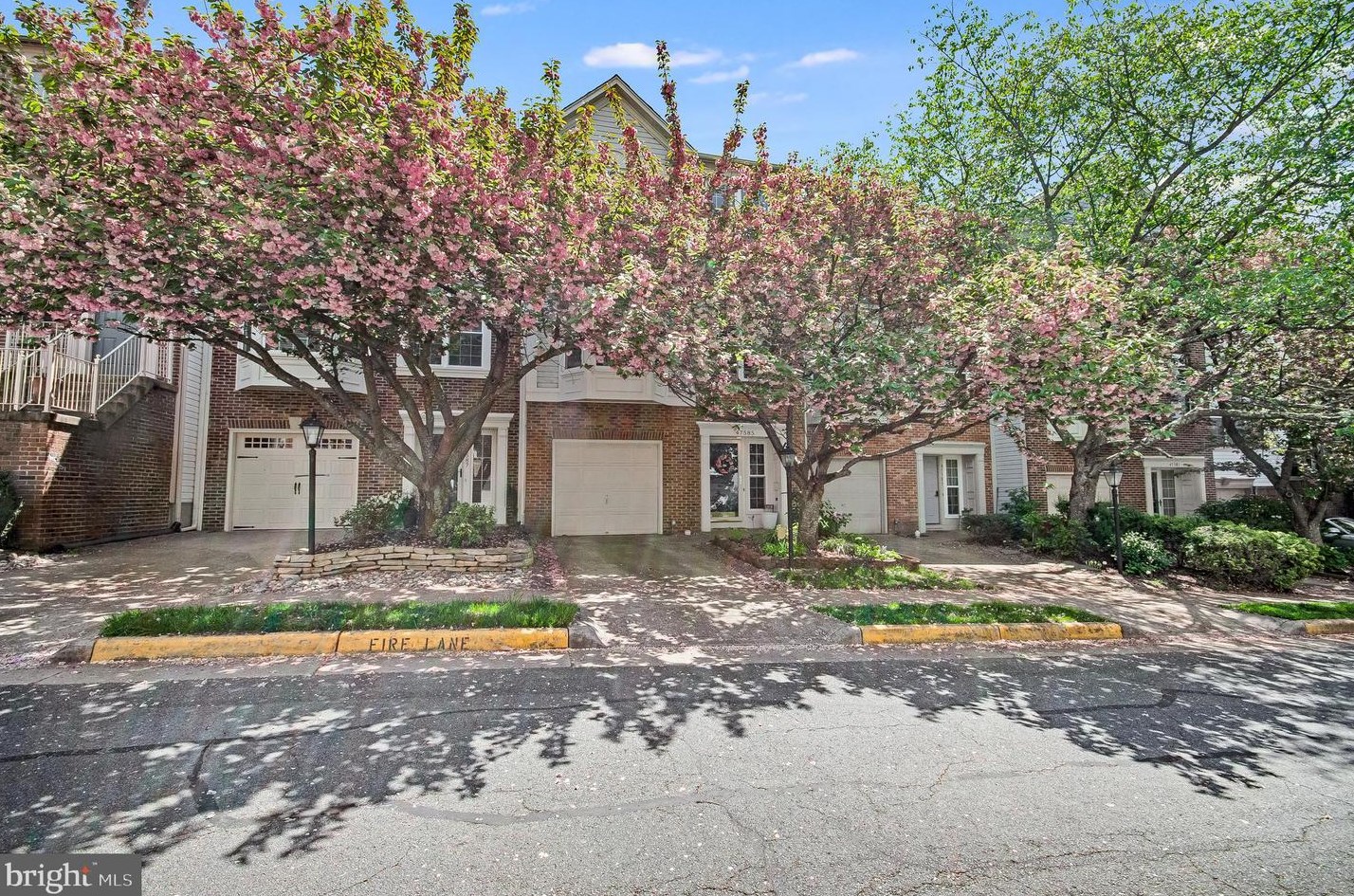 47585 Reef Ter, Dulles, VA 20165
