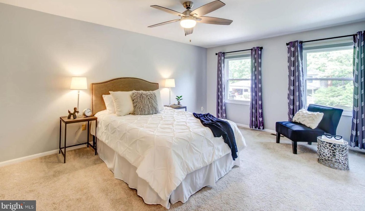 411 Tamarack Ln, Dulles VA  20164-2856 exterior