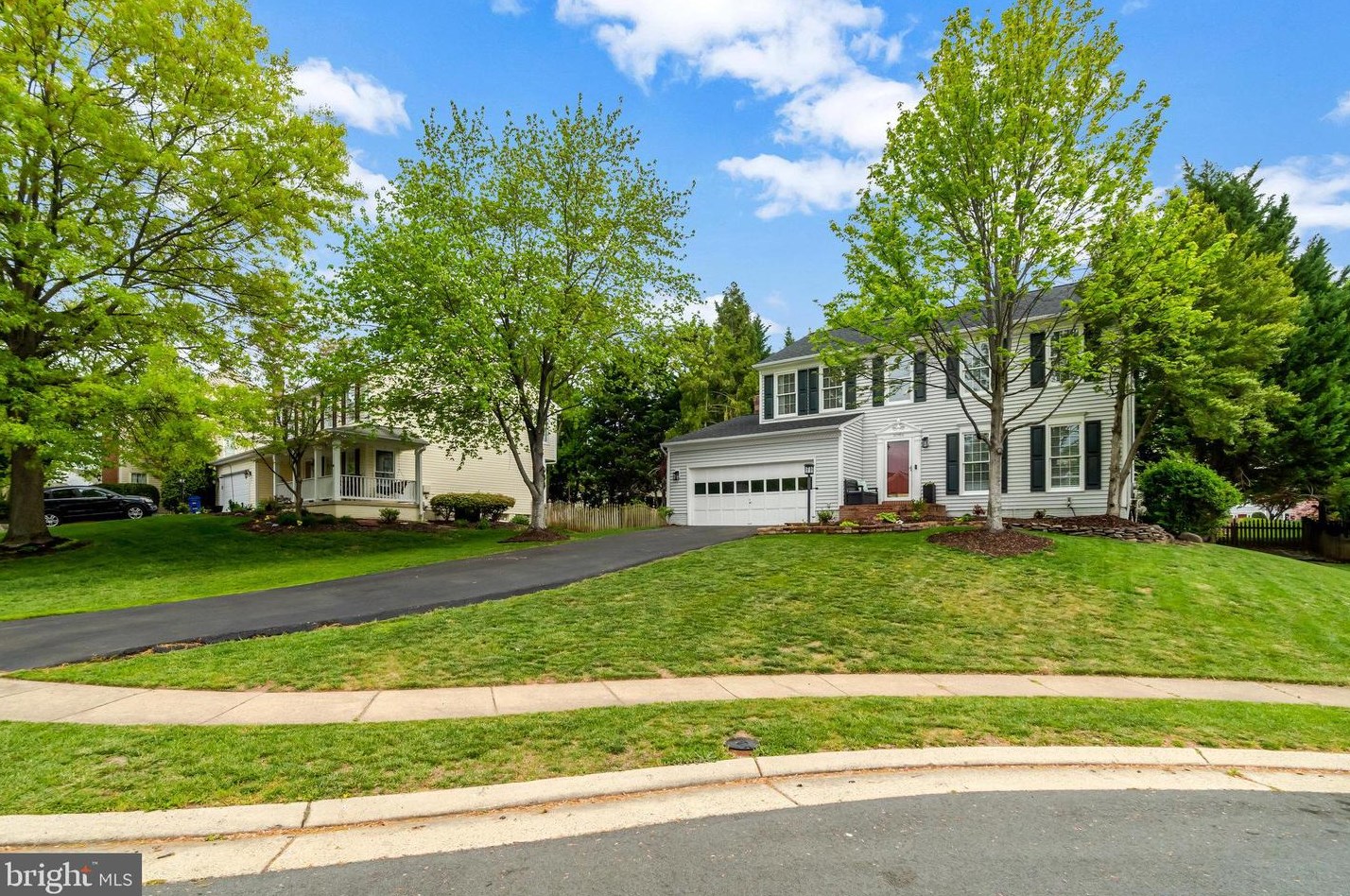 20764 Dewberry Ct, Ashburn, VA 20147-4642