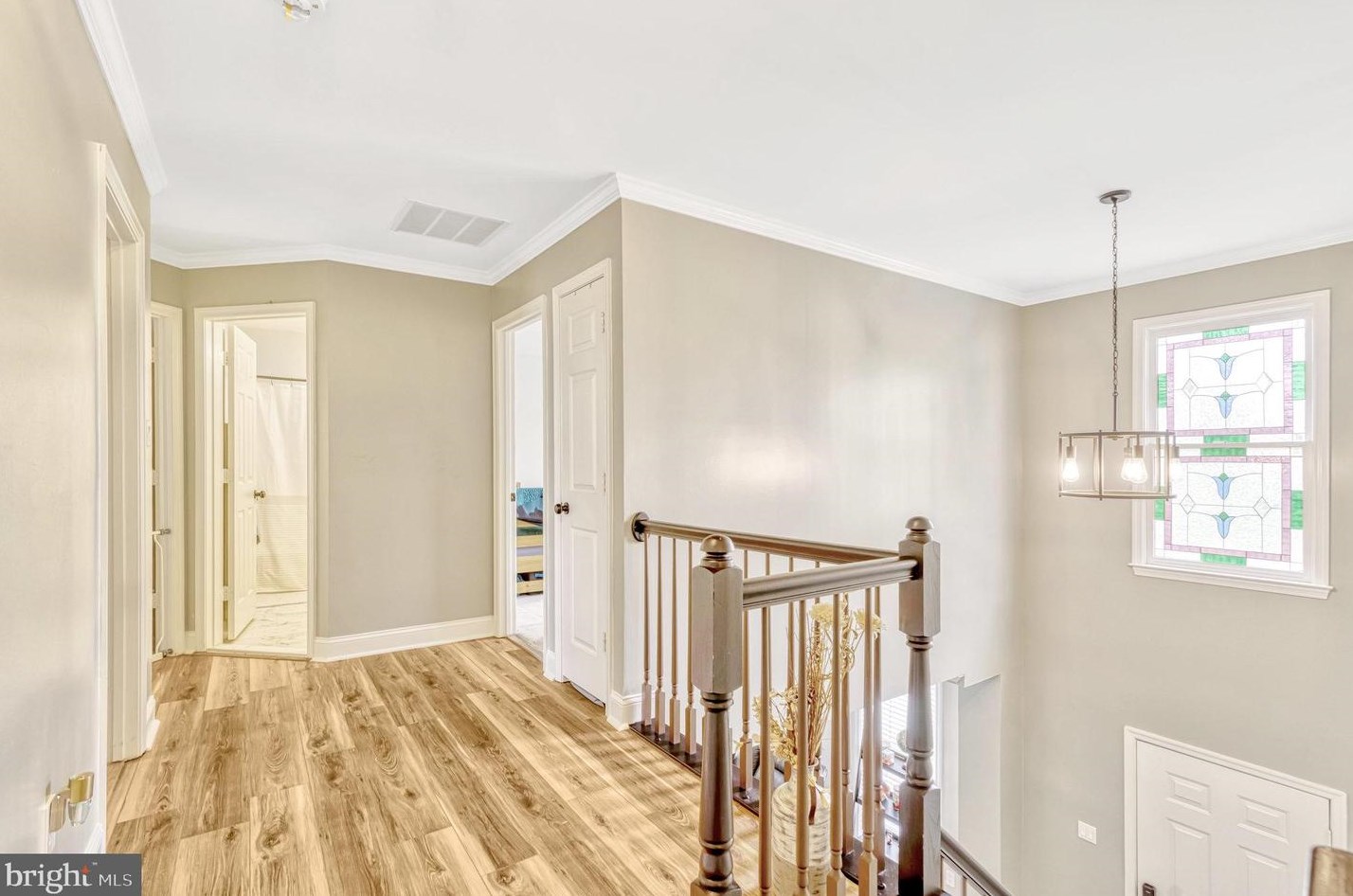 20764 Dewberry Ct, Ashburn VA 20147-4642 exterior