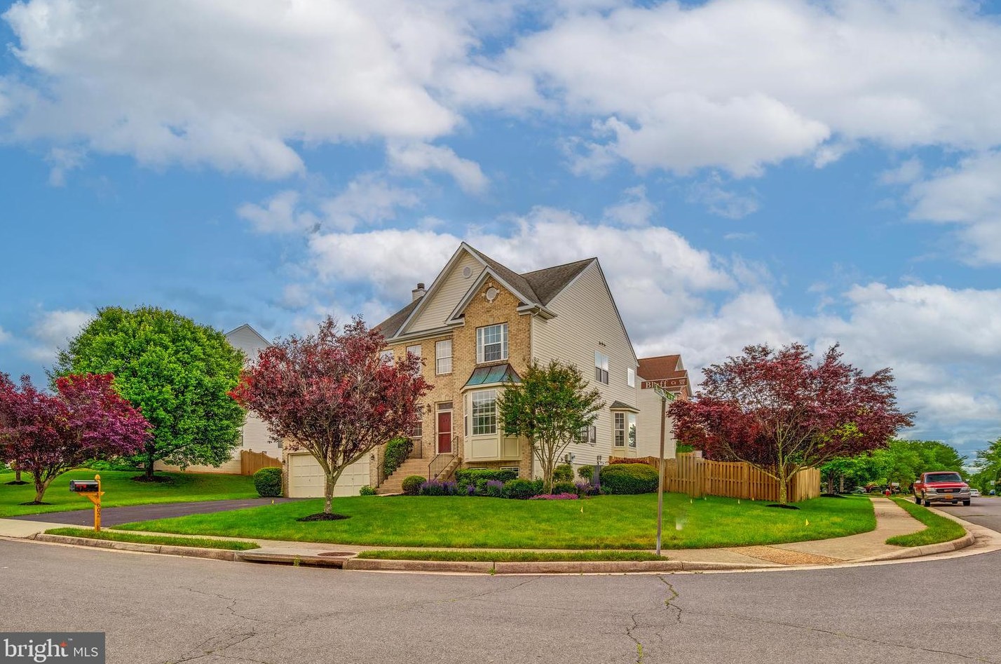 602 Bluff Ct, Leesburg, VA 20176-6607