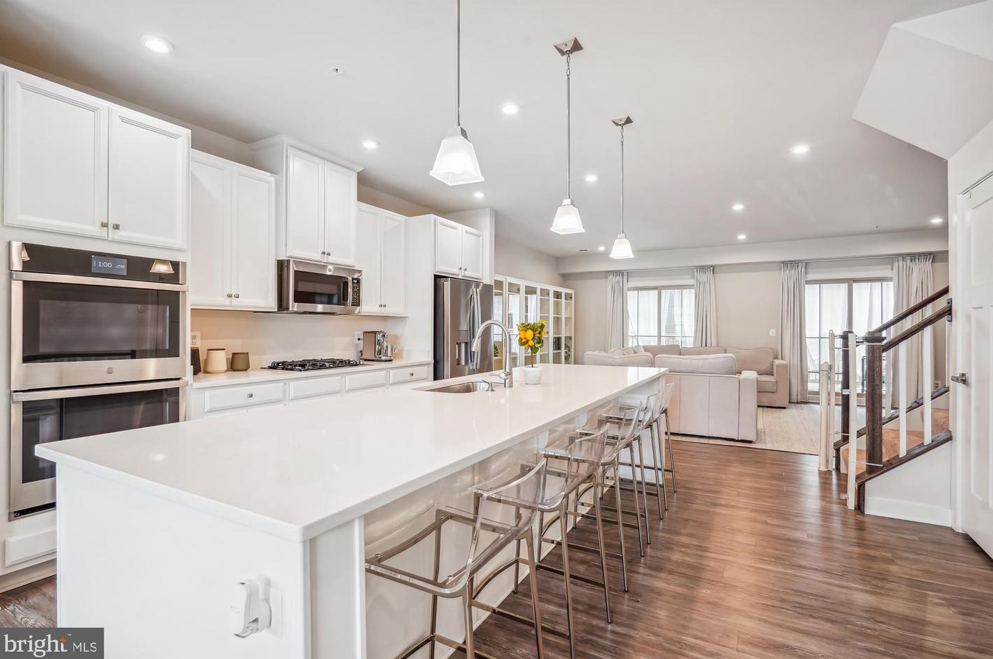 24726 Malibu Ter, Dulles, VA 20166