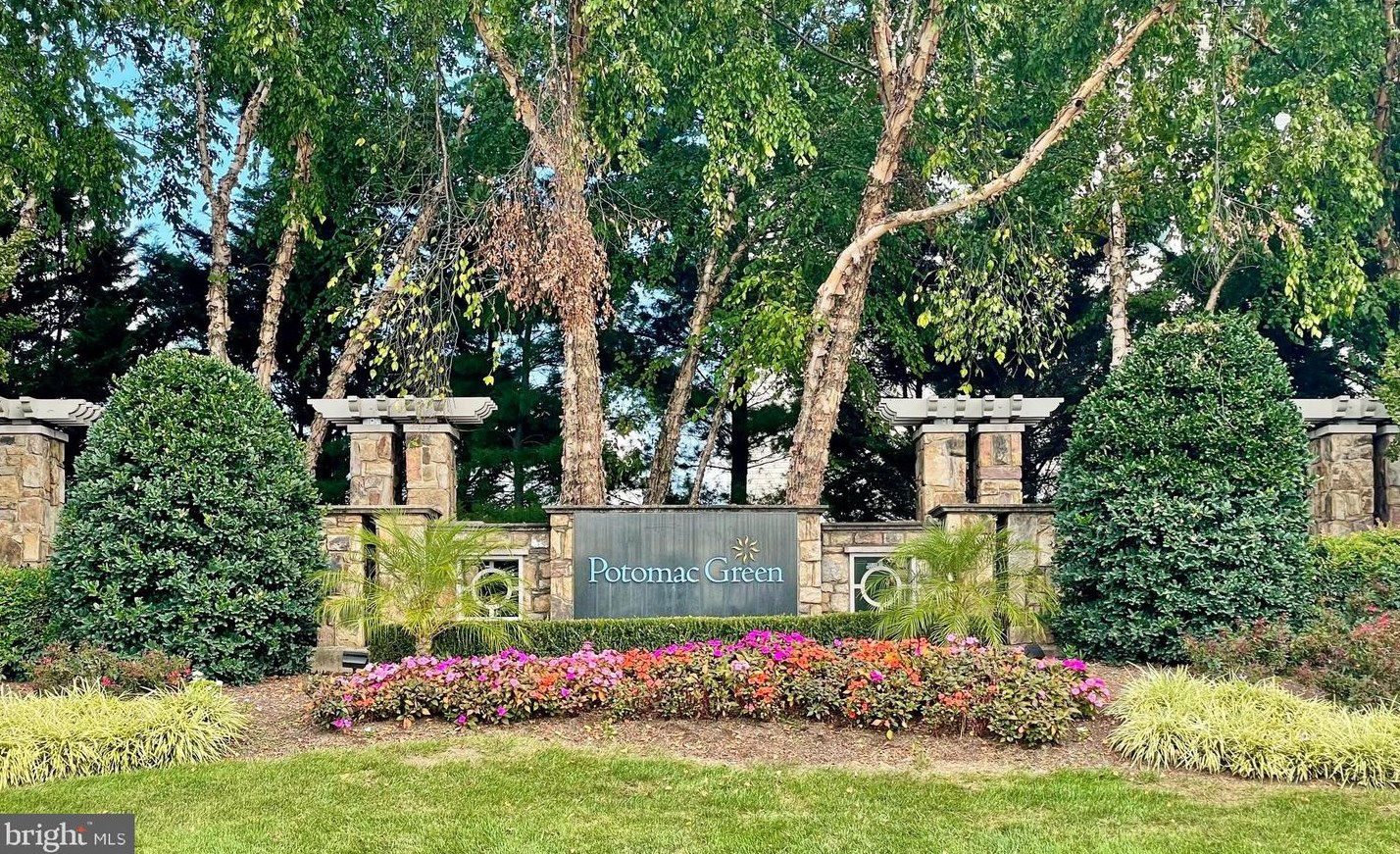 20580 Hope Spring Terrace #101, Ashburn, VA 20147