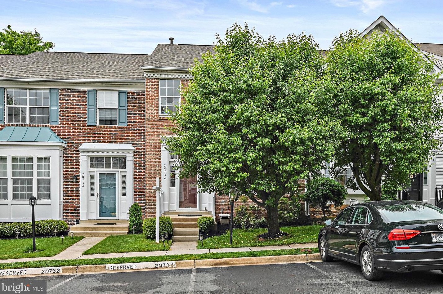 20734 Hollow Falls Ter, Dulles, VA 20165-2487