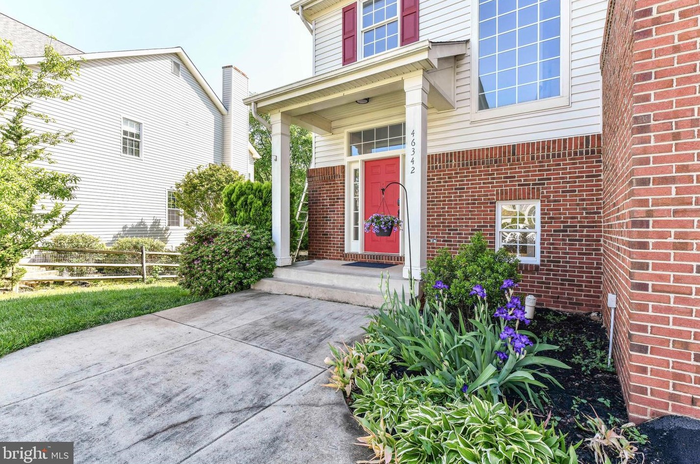 46342 Summerhill Pl, Dulles, VA 20165