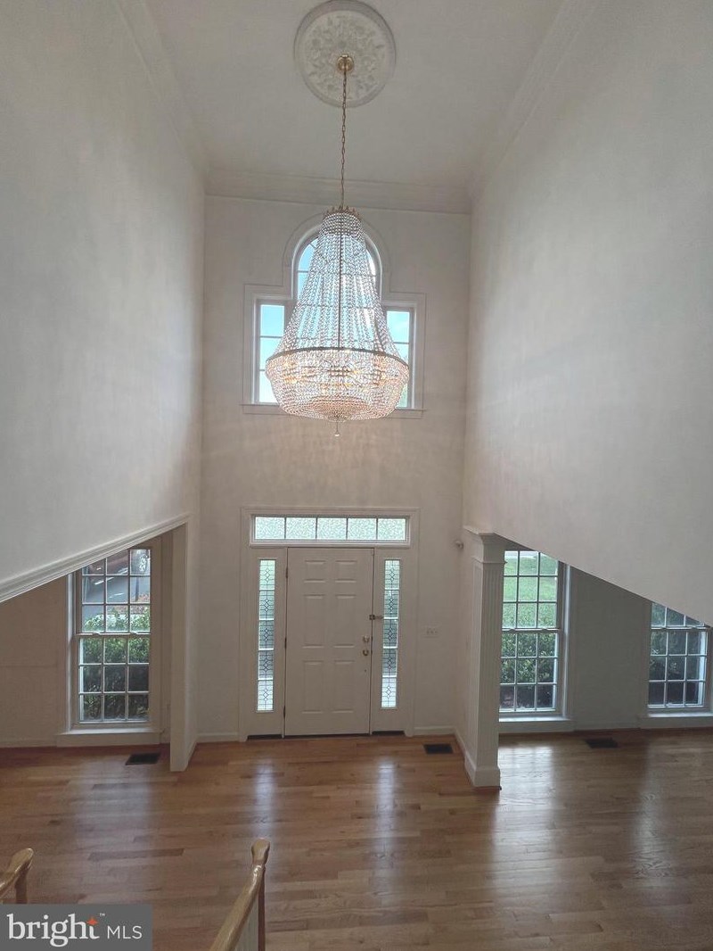 25612 Summerall Dr, Stone Ridge, VA 20105-3041